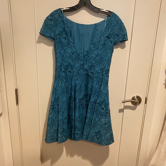 Tibi Floral Cap Sleeve Dress - Picture 6 of 8